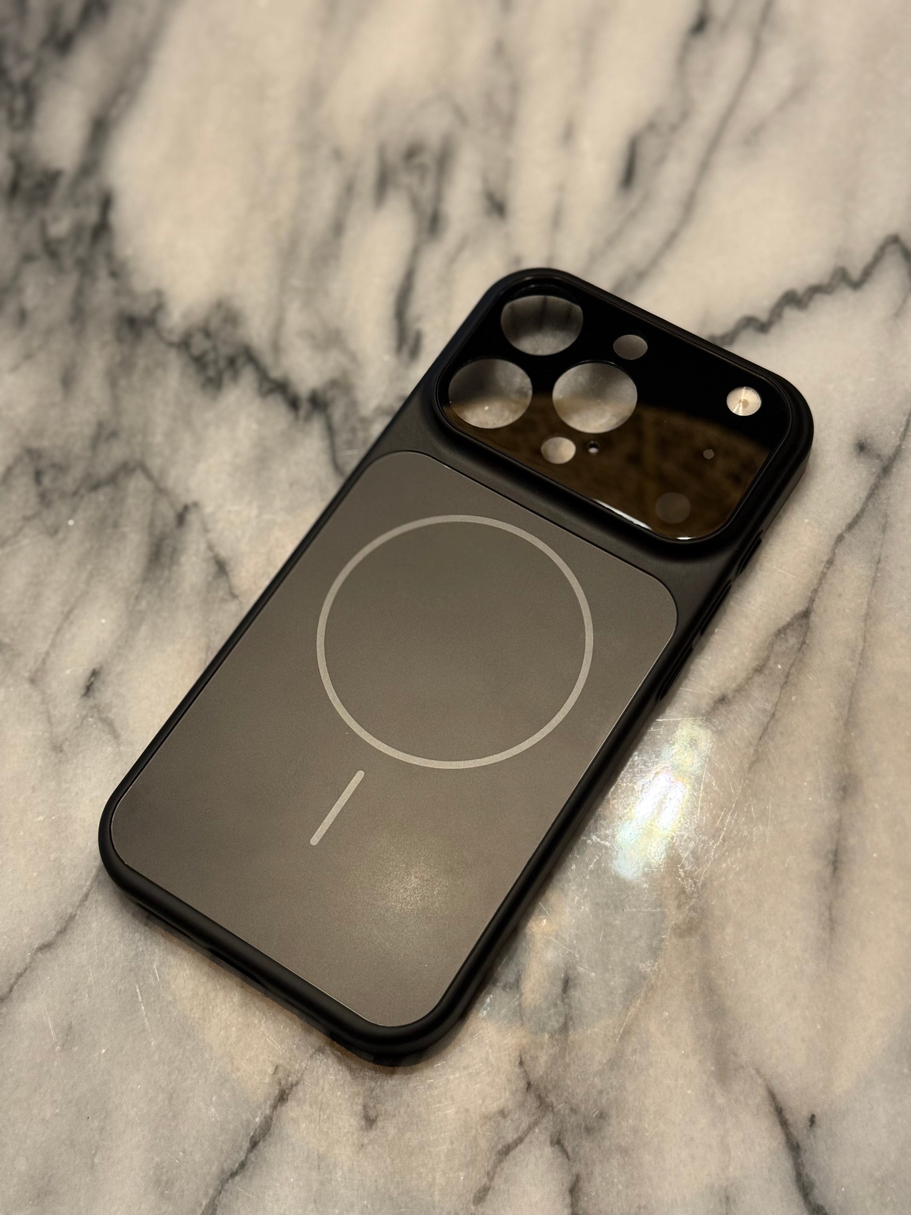 iPhone 17 Conversion Case